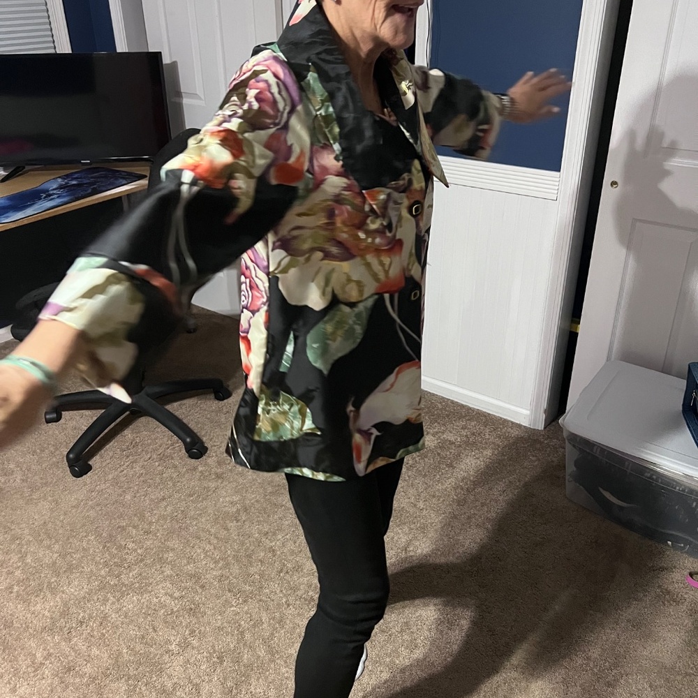 Joseph Ribkoff jacket - Picture 5 of 8
